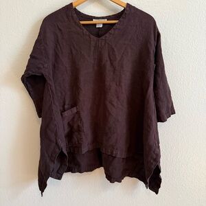 Linen V-Neck Top in Rich Brown